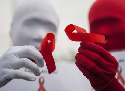 tribunal resuelve que Perú debe dar medicamentos para el VIH