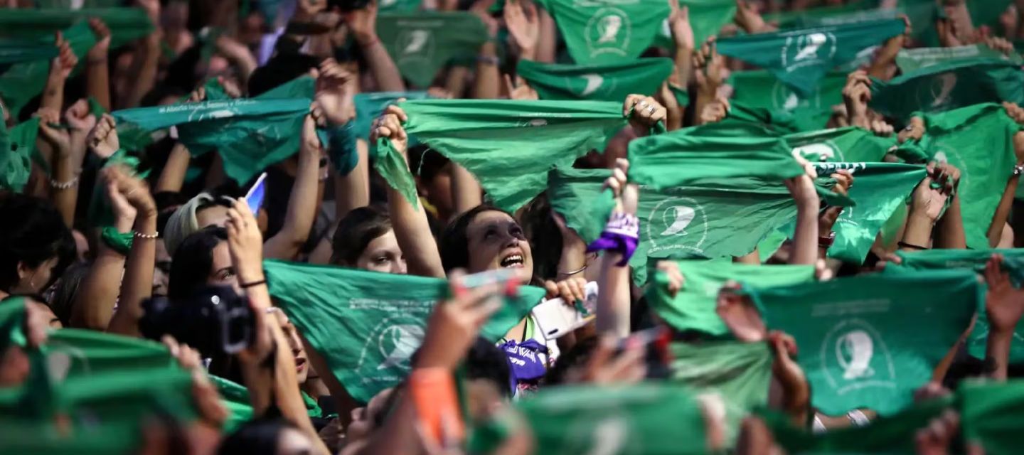 Morena ingresa leyes secundarias de la despenalización del aborto 