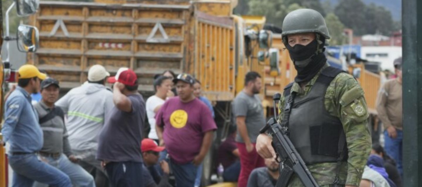 Ecuador decreta estado de excepción en siete provincias 