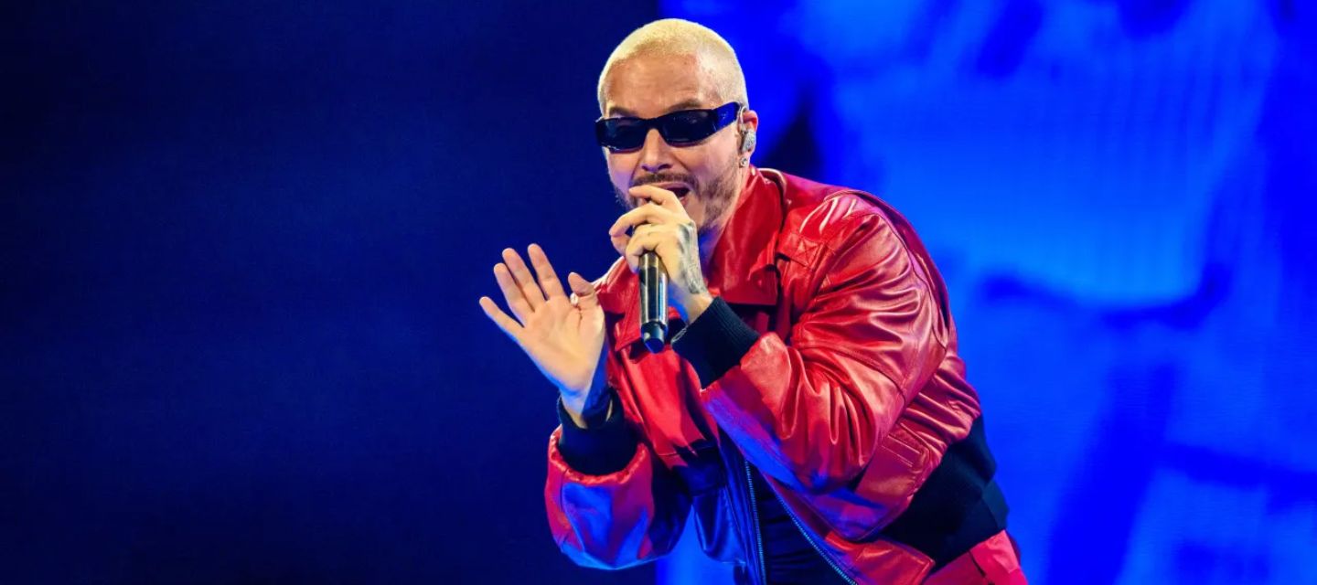 El colombiano J Balvin se convirtió en el primer reguetonero en presentarse en The Town
