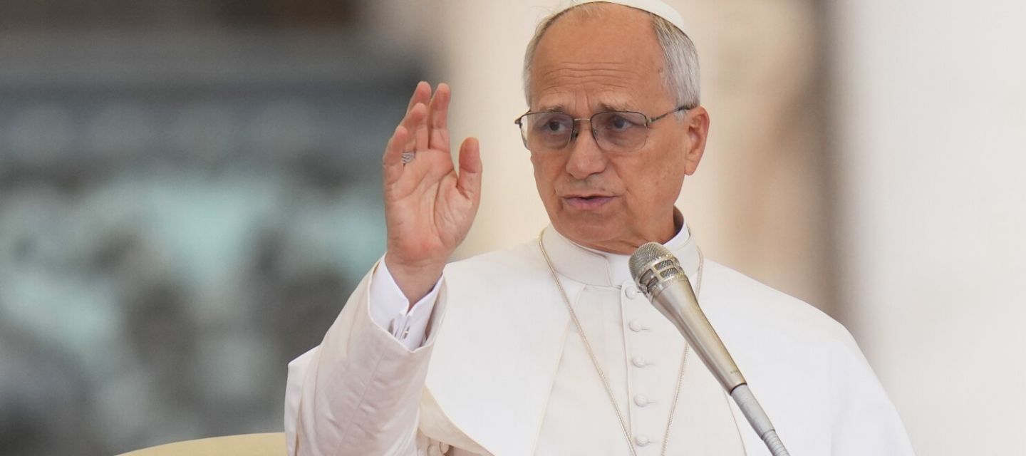 El papa León XIV designó al obispo James Checchio como sucesor del arzobispo Gregory M. 