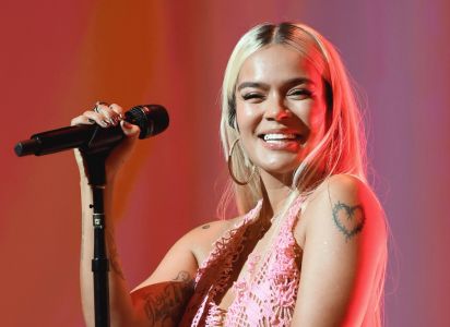 Karol G, TWICE, Madison Beer y Missy Elliott actuarán en el Victoria’s Secret Show 