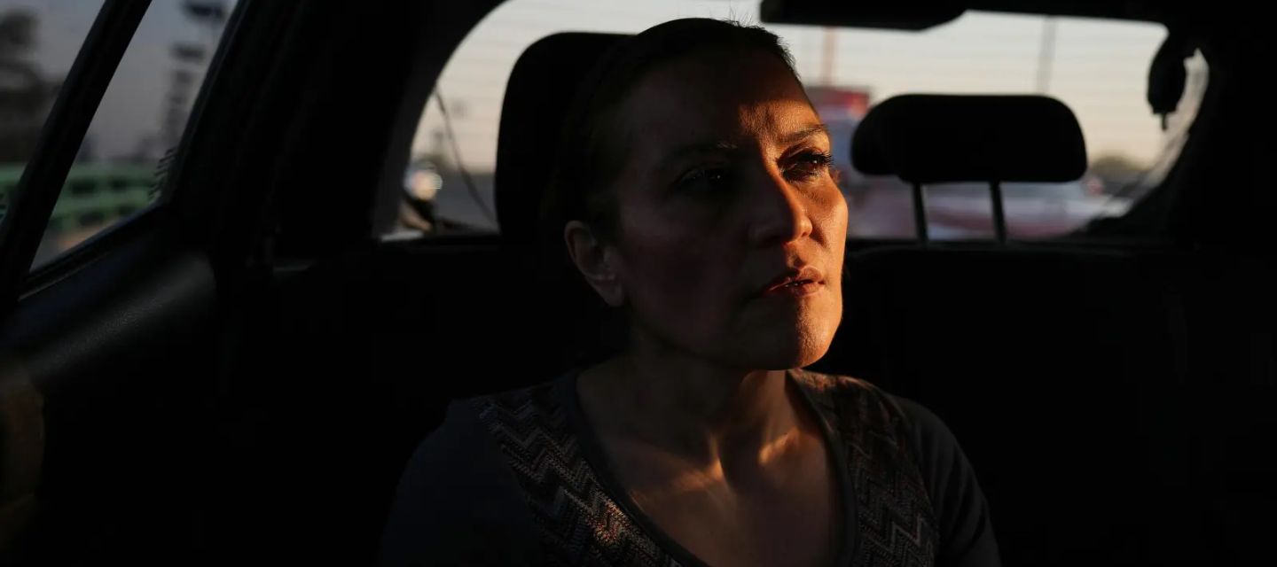 Red feminista ofrece transporte seguro