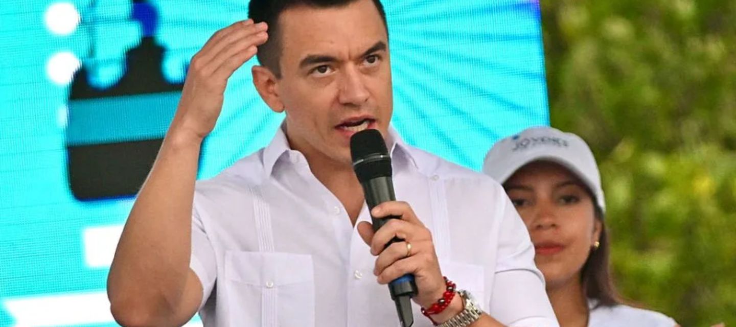 Daniel Noboa reemplaza a seis ministros