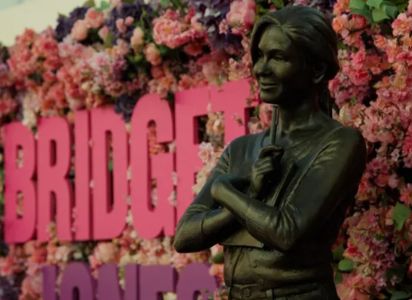 Renée Zellweger inauguró en Leicester Square la estatua de Bridget Jones