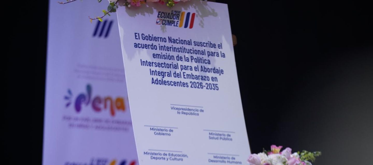 Ecuador lanza una política nacional para prevenir el embarazo adolescente con apoyo de la OMS y el UNFPA