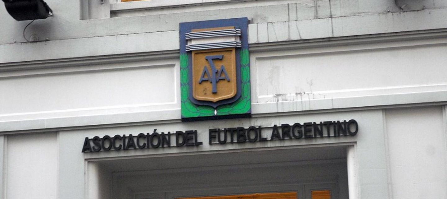 La justicia argentina ordenó nuevos allanamientos en la AFA por una causa de presunto lavado de dinero que investiga contratos