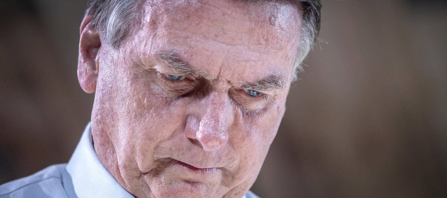 Jair Bolsonaro dejó el hospital en Brasilia y regresó a la cárcel 