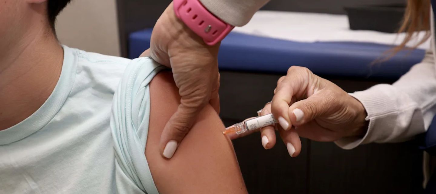 El Gobierno de Trump dejó de exigir cuatro vacunas del calendario infantil y las volvió opcionales.