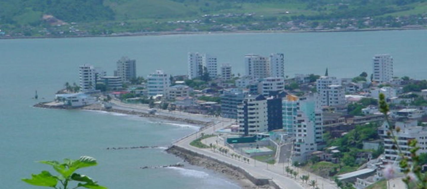 Una serie de ataques armados dejó ocho muertos y siete heridos en Manabí.