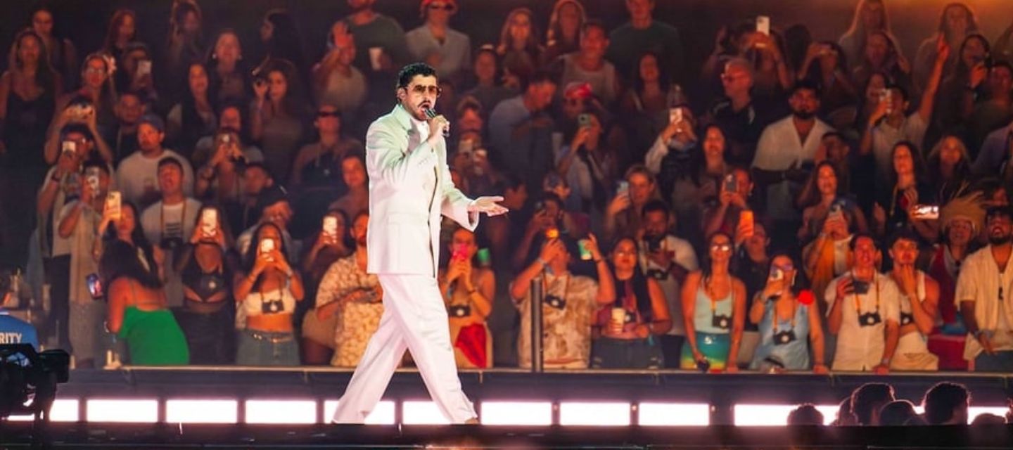 Bad Bunny reunió a casi 89.000 fans en dos conciertos agotados en Sídney. 