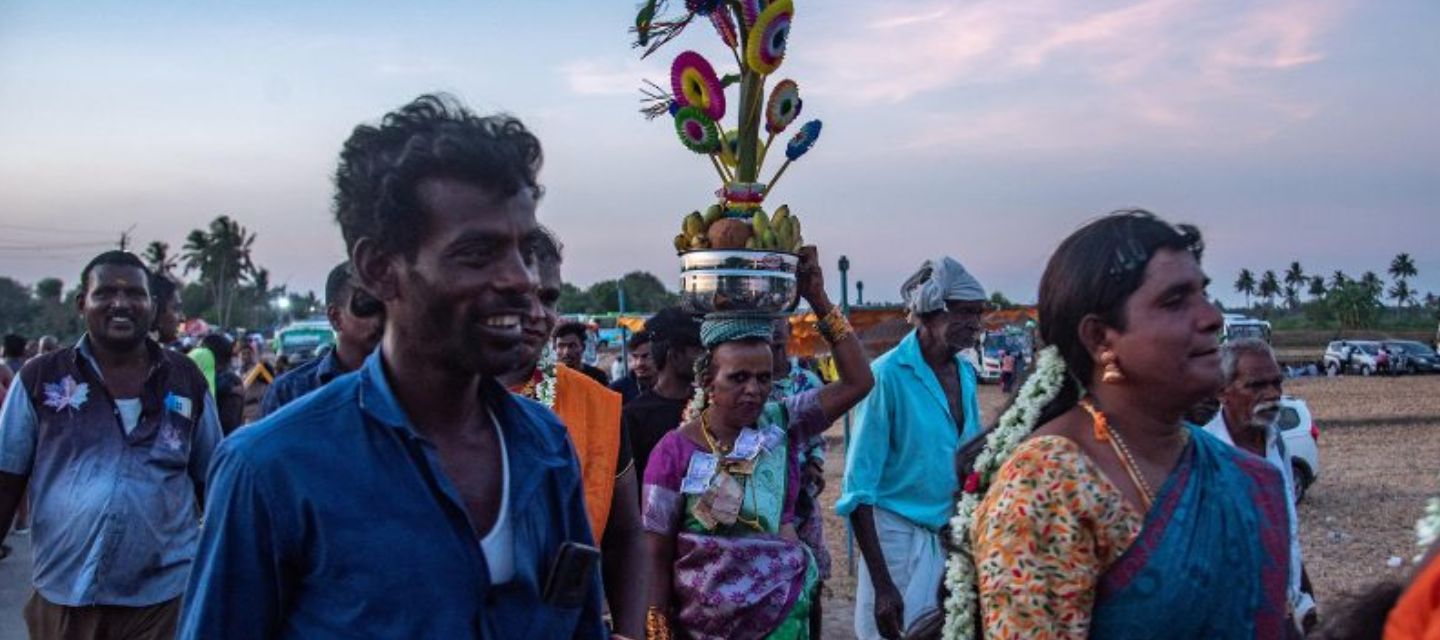 Miles protestan en India contra una ley que exige validación médica para reconocer la identidad de género