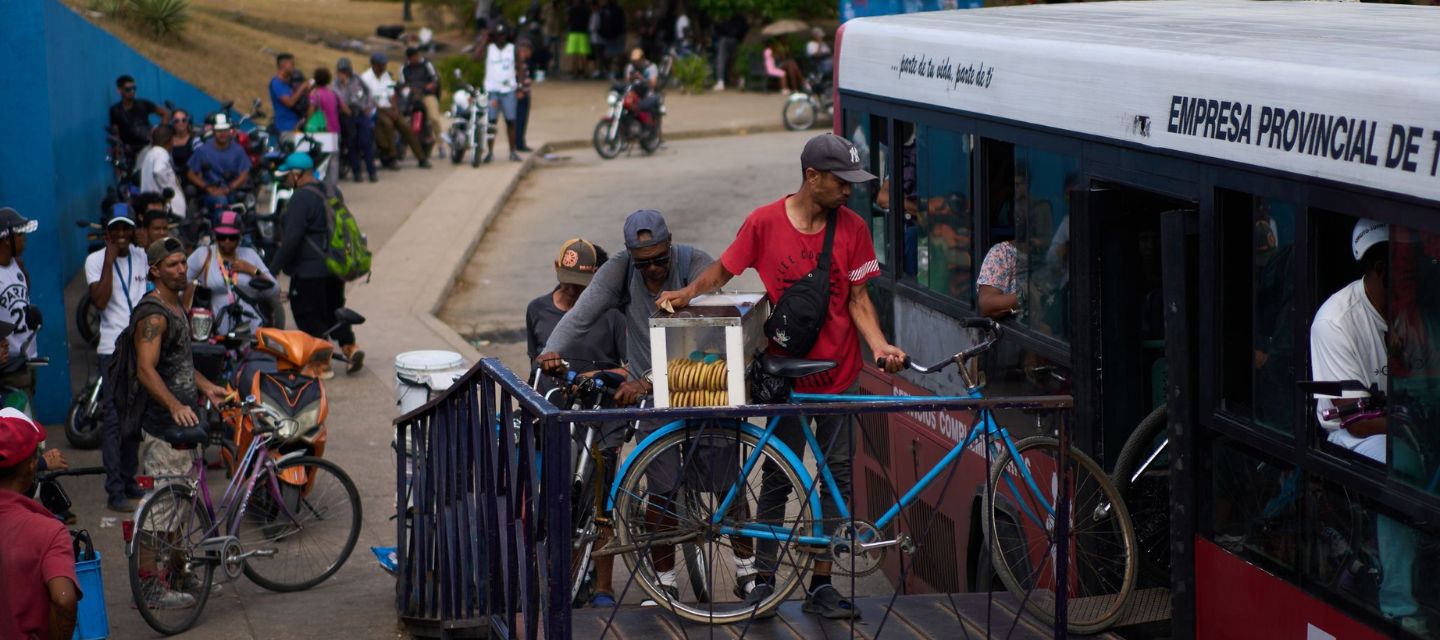 El “ciclobús” gana protagonismo en La Habana como alternativa clave ante la crisis energética