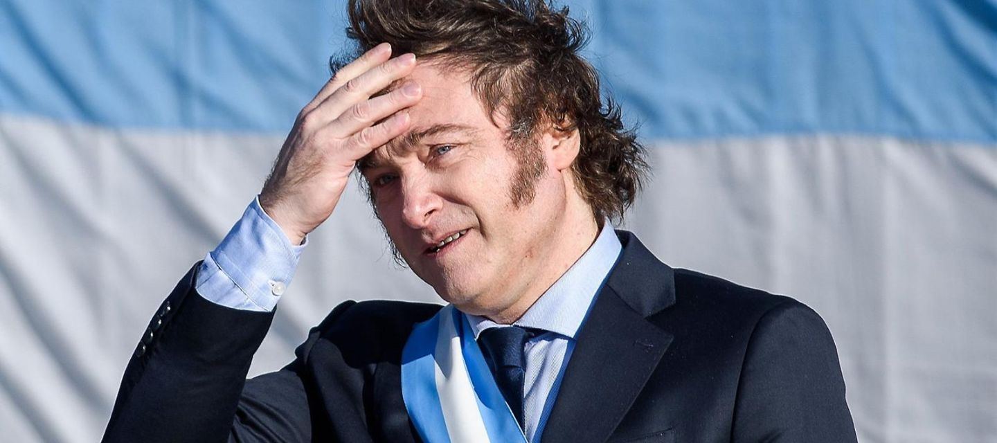 Javier Milei enfrenta caída en popularidad por escándalos y una economía en desaceleración