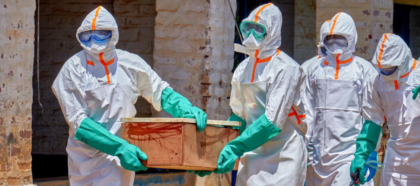 La OMS advirtió que el brote de ébola en RD Congo y Uganda
