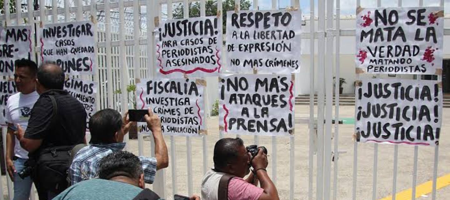 Organizaciones civiles alertan que los ataques contra periodistas en México