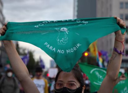Organizaciones ultraconservadoras coordinan campañas de desinformación 