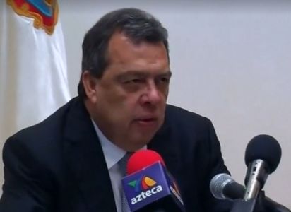 La Fiscalía de México detuvo al exgobernador Ángel Aguirre por presunto ocultamiento de pruebas en el caso Ayotzinapa