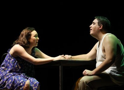 ‍La obra “Aurora” lleva al teatro el drama de más de 8.000 niñas y adolescentes en Paraguay