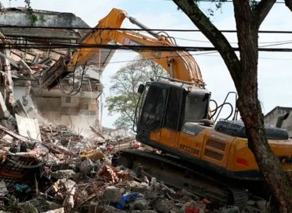 Cali comenzó a demoler edificios afectados por el terremoto del 10 de agosto