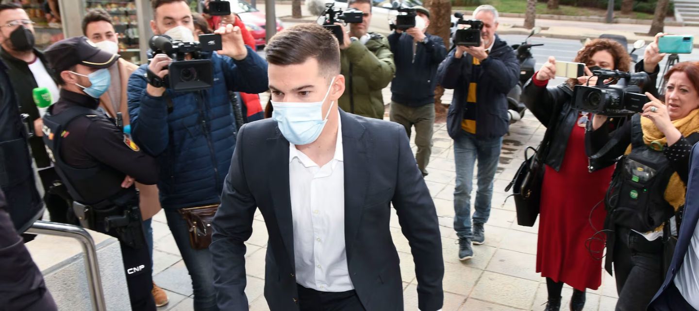 El Tribunal Supremo de España confirmó la condena de cuatro años de prisión contra Santi Mina
