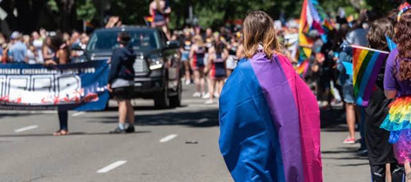 Una de cada cinco personas bisexuales sufrió una agresión durante el último año
