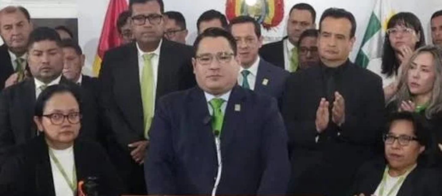 El fiscal general de Bolivia, Roger Mariaca, fue detenido tras acusaciones de EE.UU.