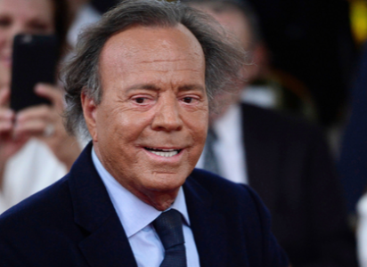 La Fiscalía española considera que la Audiencia Nacional puede investigar a Julio Iglesias 