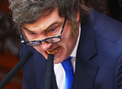 Javier Milei afirmó por error que su modelo económico nunca funcionó durante un foro en Chile.