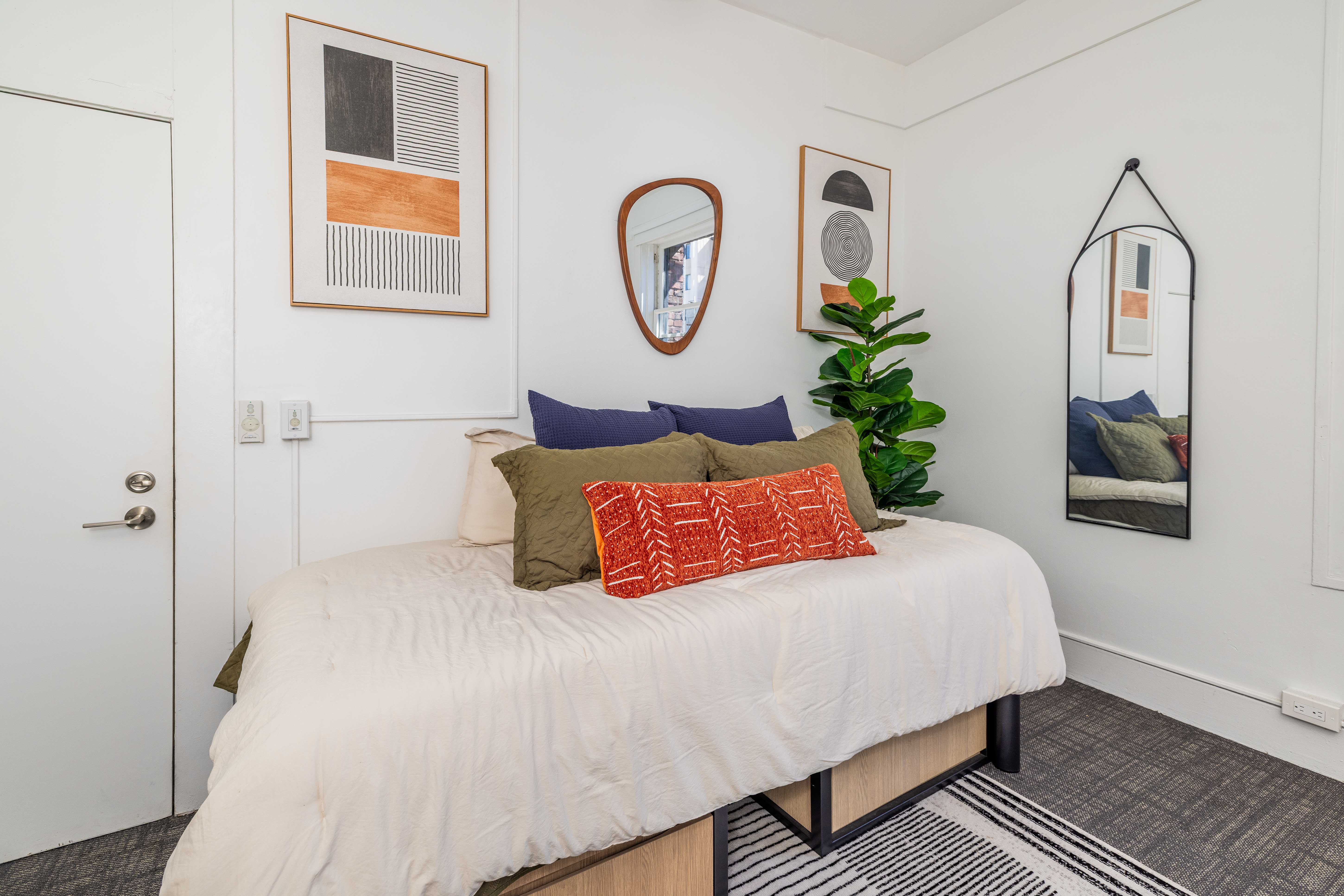 Premium Room Furnished 