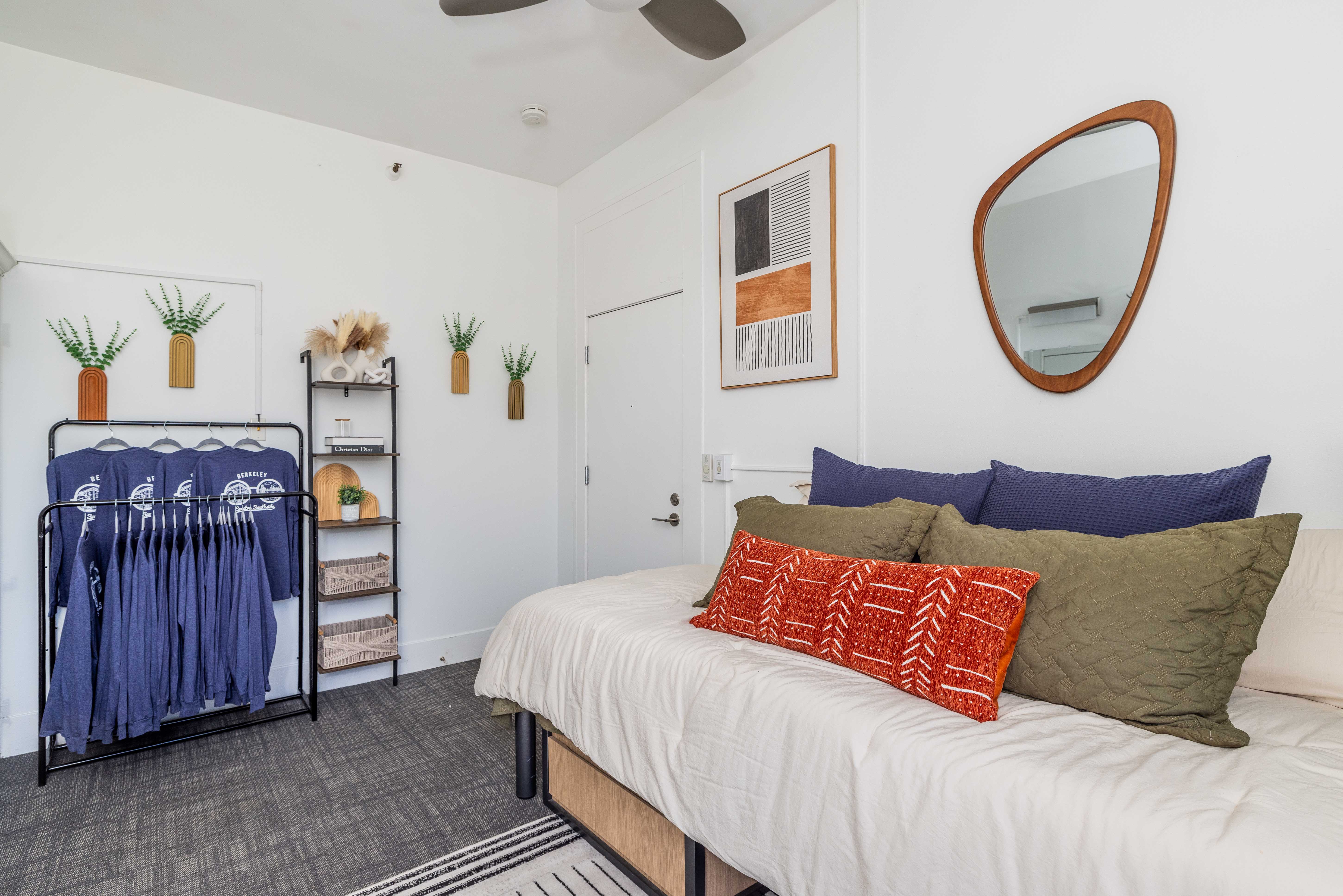 Premium Room Furnished 