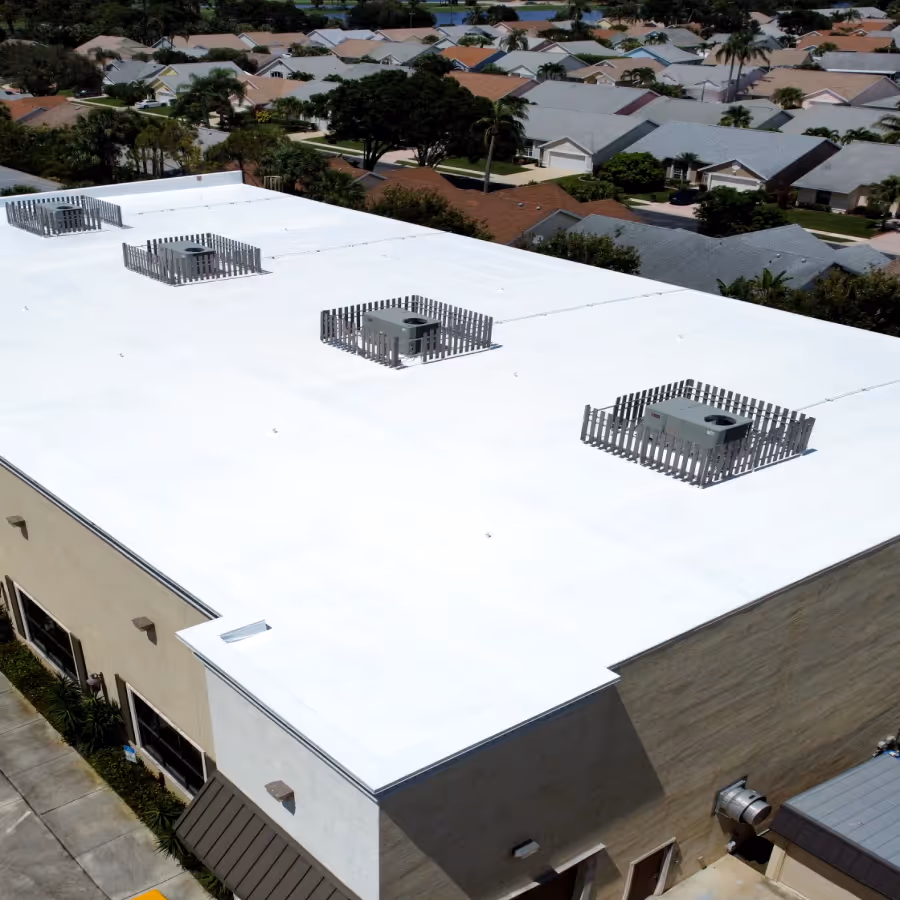 new TPO roof on commercial building in Florida