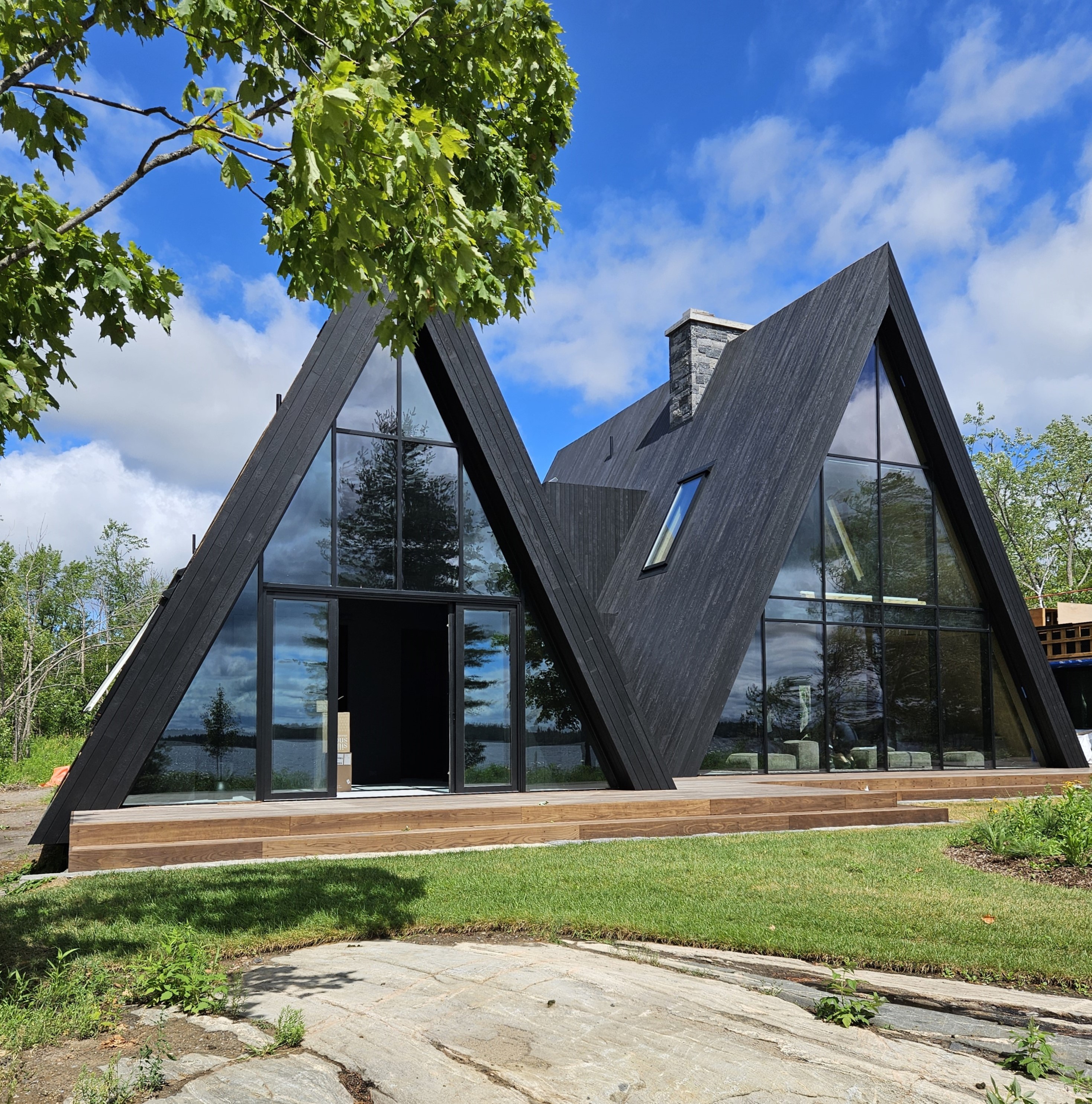 Lakeside Retreat 2