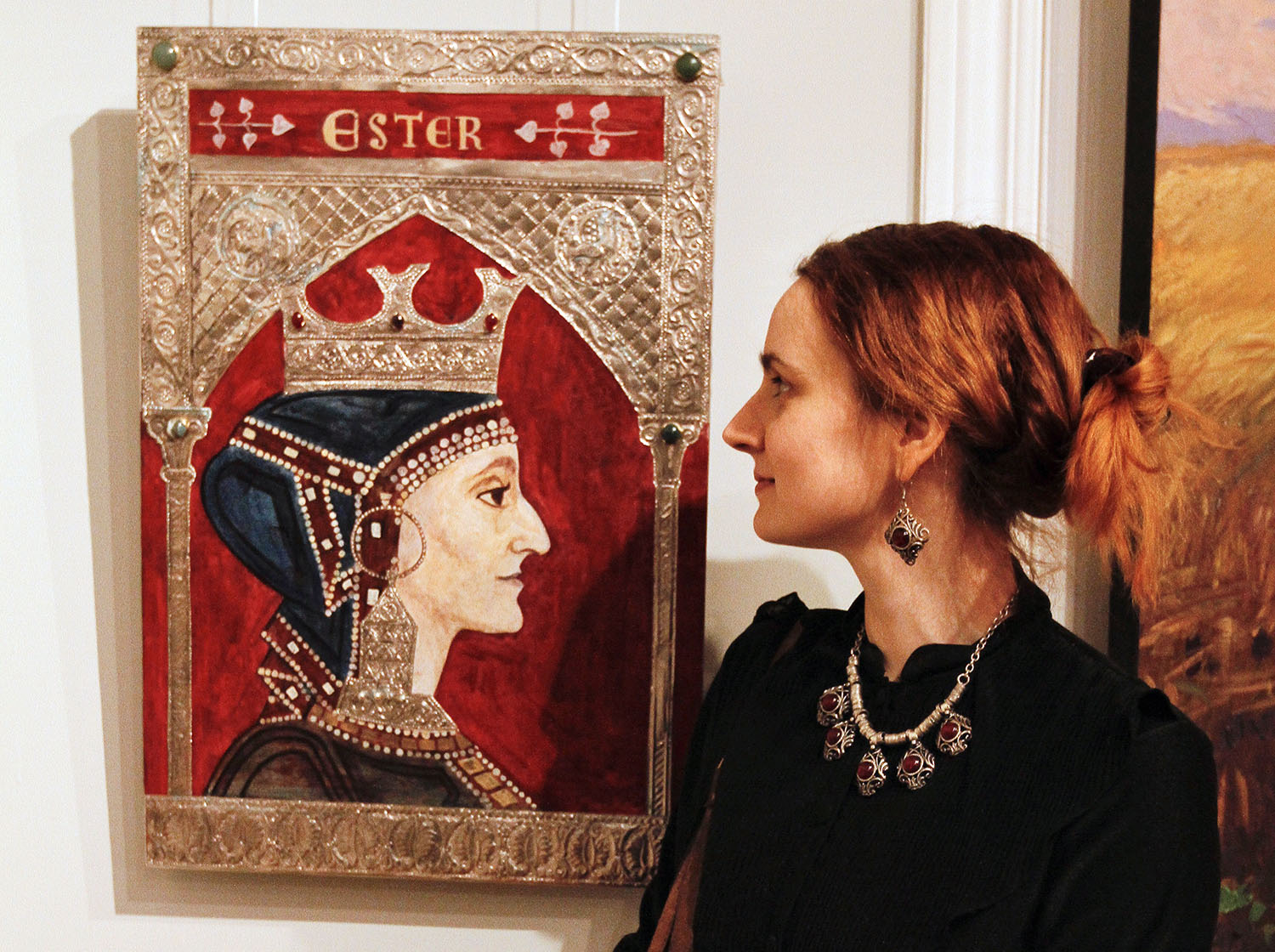 Мария Комыса и её работа "Эстер"