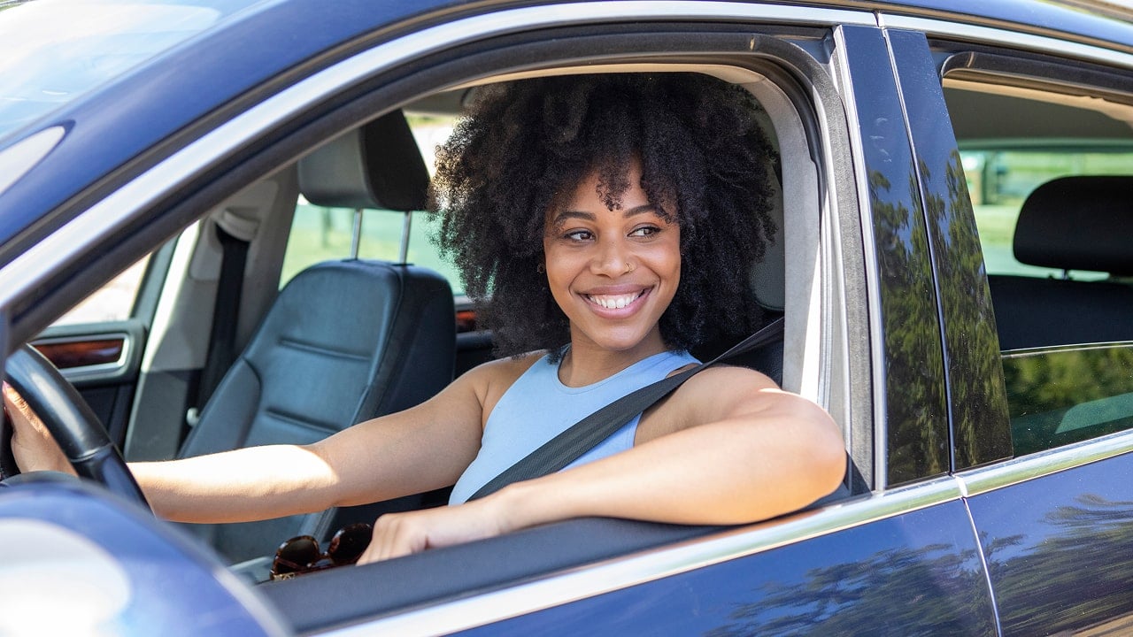 how to become a walmart spark driver article header image|walmart spark driver exiting their vehicle to complete their delivery|walmart-spark-driver-exiting-their-vehicle-to-complete-their-delivery-1