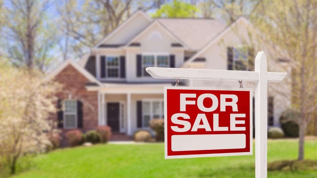 real estate agent tax deduction blog header image