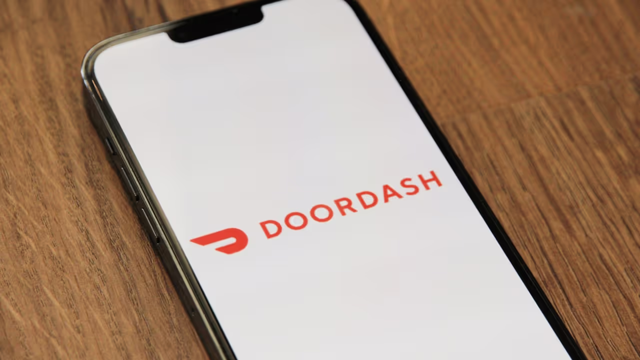 Doordash mileage tracker|Documents that need to be filled out with the IRS for Doordash Mileage||Dasher is using an automatic mileage tracker for recording Doordash mileage