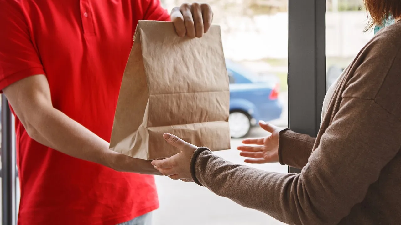 does doordash pay for gas explanation article cover photo