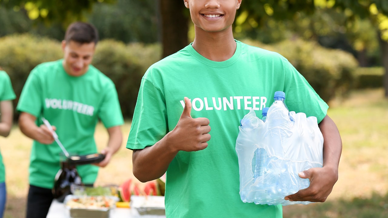 people volunteering at a charity