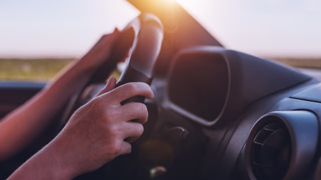 cómo determinar cuánto reembolsar el kilometraje foto de portada del artículo|