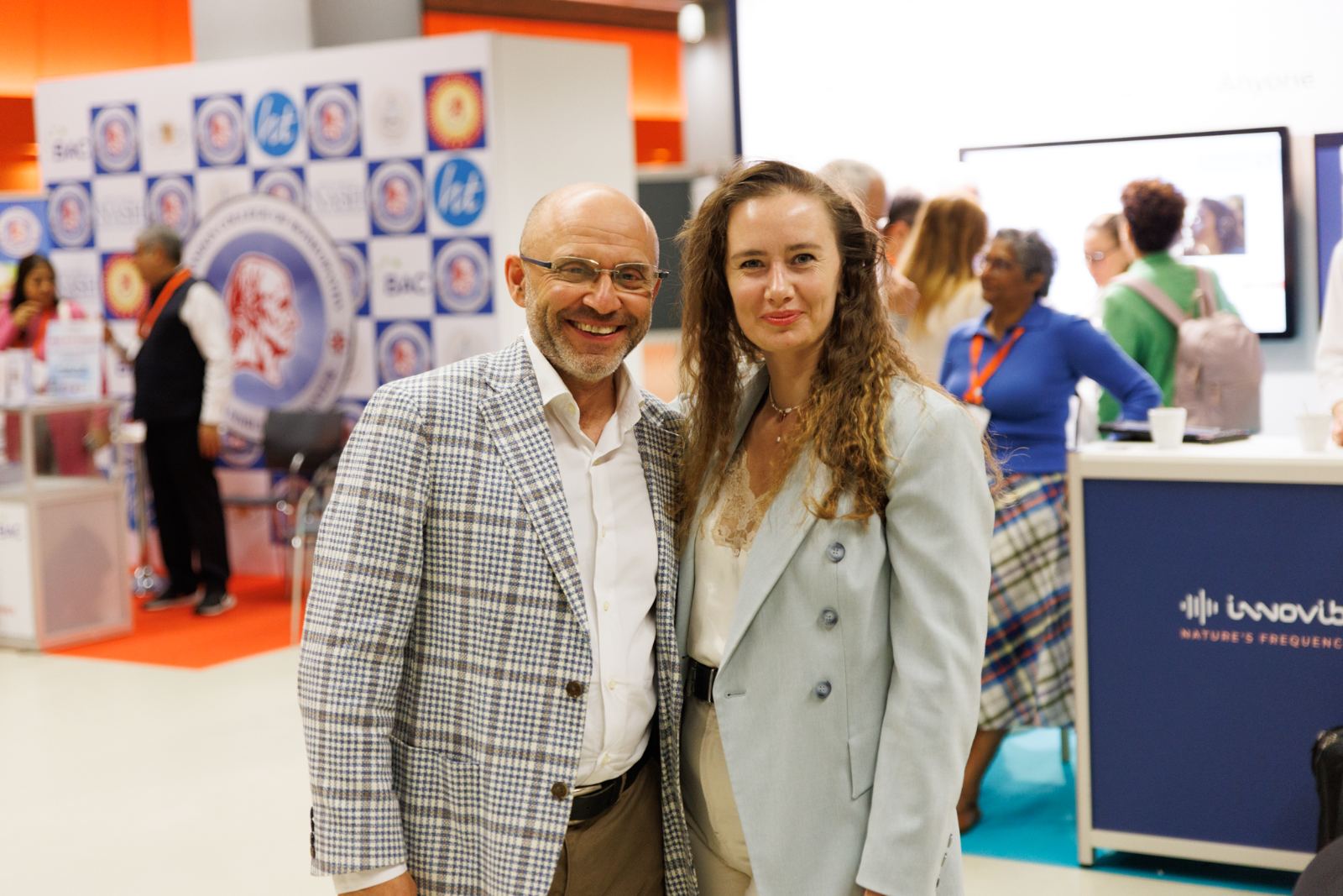 Roman Buchimensky with a colleague at the Innovibe booth