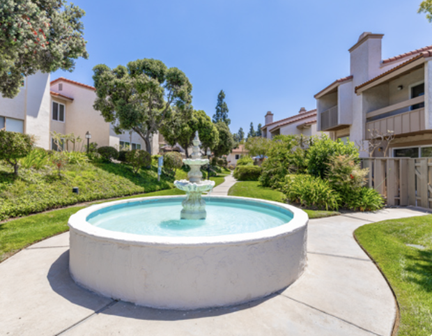 6831 Caminito Mundo San Diego, CA 92119