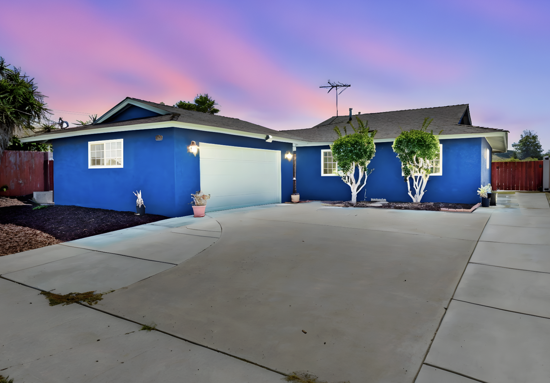 North Clairemont on Canyon