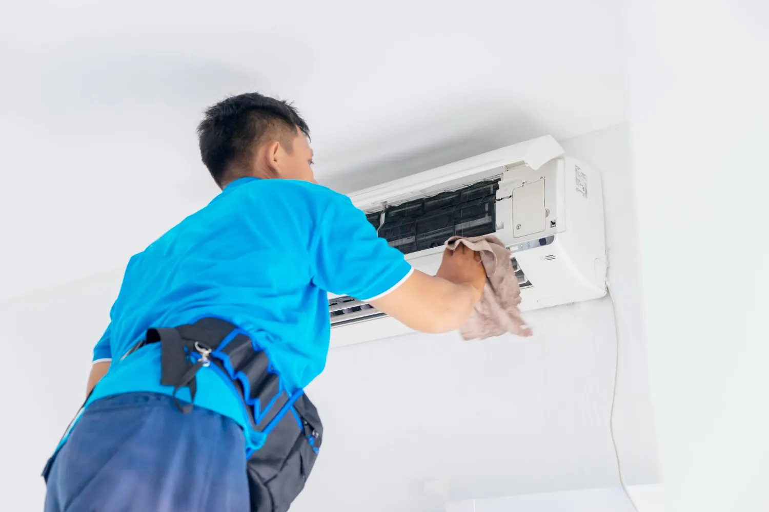 Mini-Split Temperature Fluctuations Troubleshooting in Norfolk