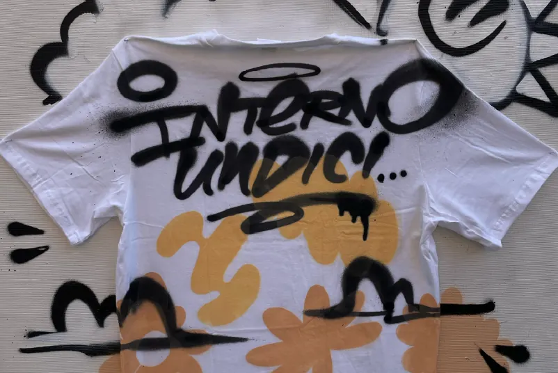 Creatività senza limiti: la nostra esperienza nella customizzazione di abbigliamento e oggetti