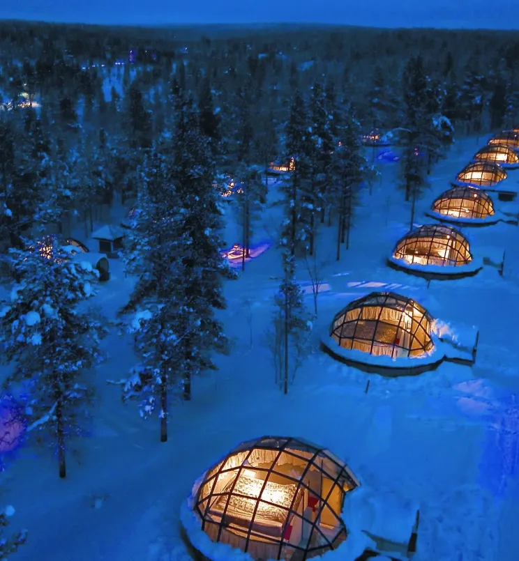 An unusual incentive in designer igloos offering an immersive and unusual experience by INÜI Collection.