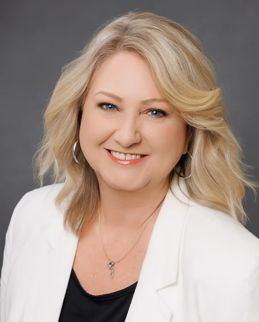 Luci Williams headshot