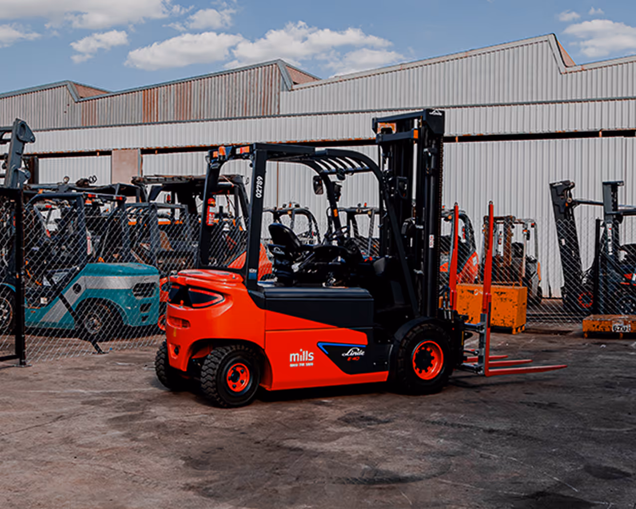 É melhor comprar ou alugar empilhadeira - Mills