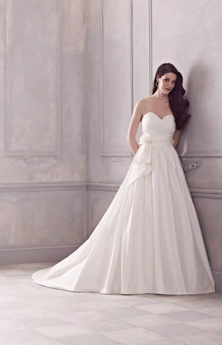 Paloma Blanca Style 4415