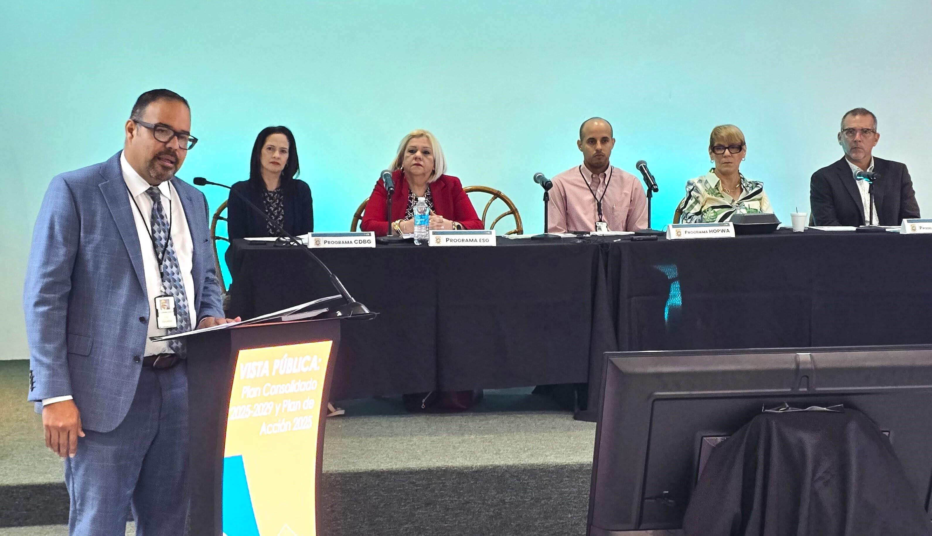 Comité interancial presenta el Plan Consolidado para 5 años del programa CDBG-Estado Foto 2